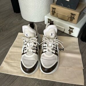 Louis Vuitton White and Brown High-Top Sneakers size 41